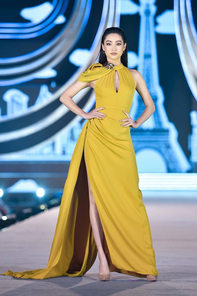 Vòng 1 ăn đứt đàn chị, Hoa hậu 2K còn là nàng thơ của NTK Việt nhờ đôi chân 1,22m - Ảnh 5.