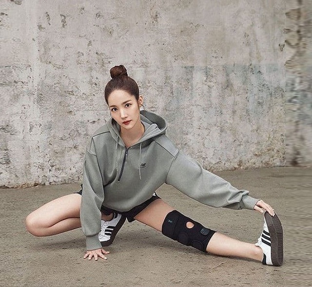 Park Min Young thả nhẹ dáng thon đập tan nghi vấn dao kéo lần nữa - Ảnh 6.