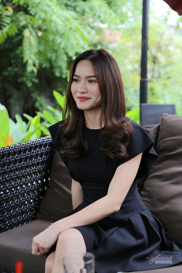 MC Mai Trang VTV: Nhiều người khuyên tôi lấy chồng giàu là xong - Ảnh 8.