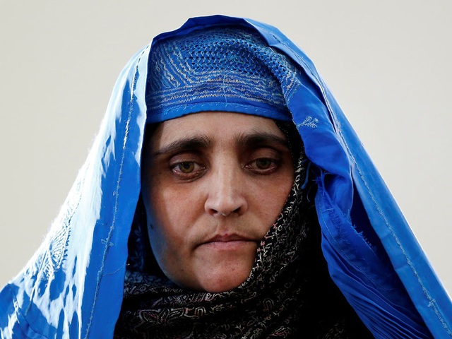 Số phận của cô gái Afghanistan nổi tiếng với ánh mắt hút hồn - Ảnh 2.