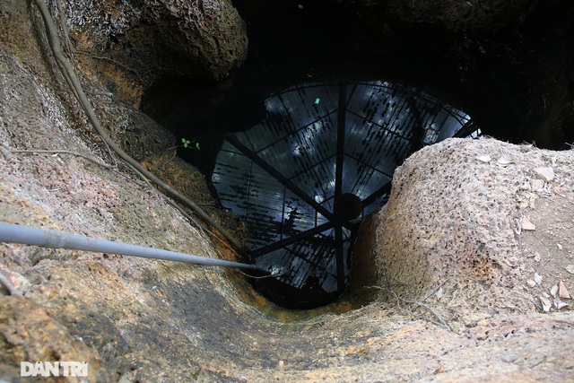 Bí ẩn 99 giếng cổ thiên tạo trong một làng ở Hà Nội - Ảnh 11.