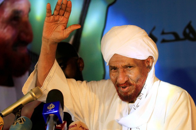 Cựu thủ tướng Sudan qua đời tại UAE vì mắc Covid-19 - Ảnh 2.