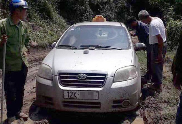 3 người Trung Quốc ném xác tài xế taxi xuống sông bị tử hình - Ảnh 2.