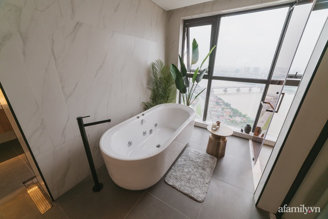 Căn hộ 250m² mang phong cách tối giản và sở hữu tầm nhìn trọn vẹn thành phố của vợ chồng trẻ Hà Thành - Ảnh 20.