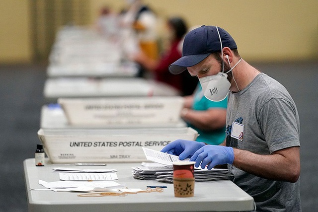 Vì sao có nhiều bang chậm công bố kết quả kiểm phiếu trong cuộc Tổng tuyển cử ở Mỹ? - Ảnh 2.