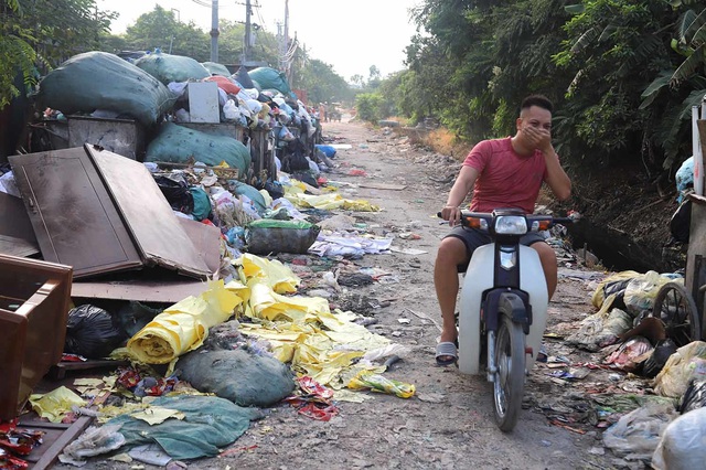 Người dân ở khu xử lý rác Nam Sơn khẩn trương được bồi thường, hỗ trợ tái định cư - Ảnh 2.