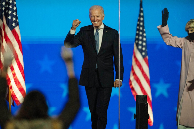 Ông Biden thắng cả Wisconsin và Michigan, được 264 phiếu đại cử tri - Ảnh 21.