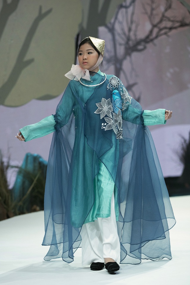 Dấu ấn mẫu nhí tại Vietnam Junior Fashion Week do Xuân Lan tổ chức - Ảnh 2.