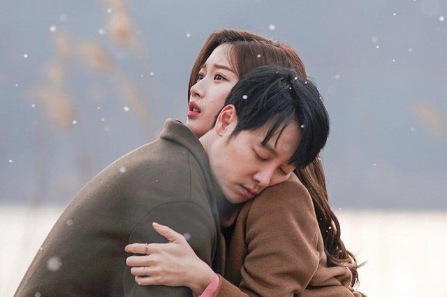 4 cặp đôi chú - cháu màn ảnh Hàn 2020: Tưởng mới mẻ lại thất bại ê chề, phim của Ji Chang Wook - Lee Dong Wook gây thất vọng nhất - Ảnh 5.