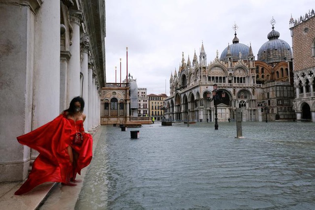 Venice ngập hơn 1 m vì hệ thống chắn lũ không hoạt động - Ảnh 2.