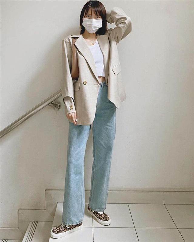 Chọn blazer không khéo có thể biến thành bà cô lỗi thời nhưng bạn mặc 4 kiểu này thì chỉ trẻ xinh, thanh lịch trở lên - Ảnh 6.