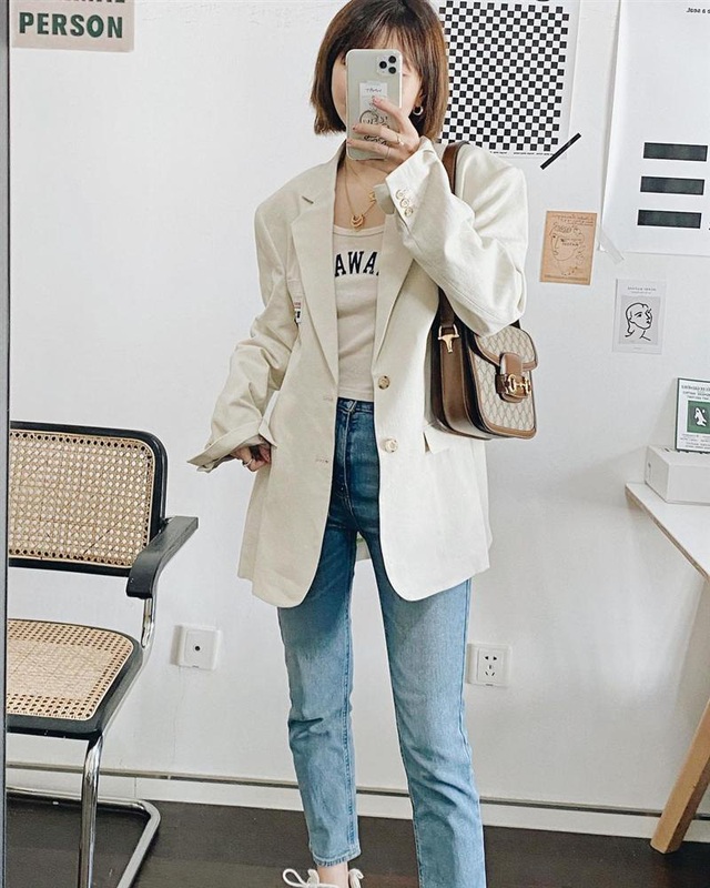 Chọn blazer không khéo có thể biến thành bà cô lỗi thời nhưng bạn mặc 4 kiểu này thì chỉ trẻ xinh, thanh lịch trở lên - Ảnh 7.