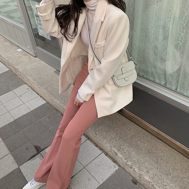 Chọn blazer không khéo có thể biến thành bà cô lỗi thời nhưng bạn mặc 4 kiểu này thì chỉ trẻ xinh, thanh lịch trở lên - Ảnh 8.