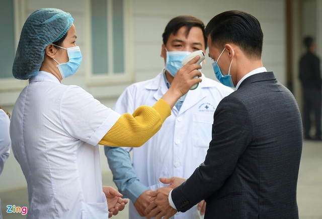 Hàng chục nhân viên y tế túc trực ở phiên tòa xử ông Nguyễn Đức Chung - Ảnh 6.