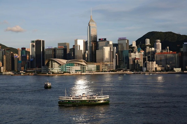 Khu phố nhỏ ở Hong Kong nơi dòng tiền đen khắp thế giới chảy qua - Ảnh 1.