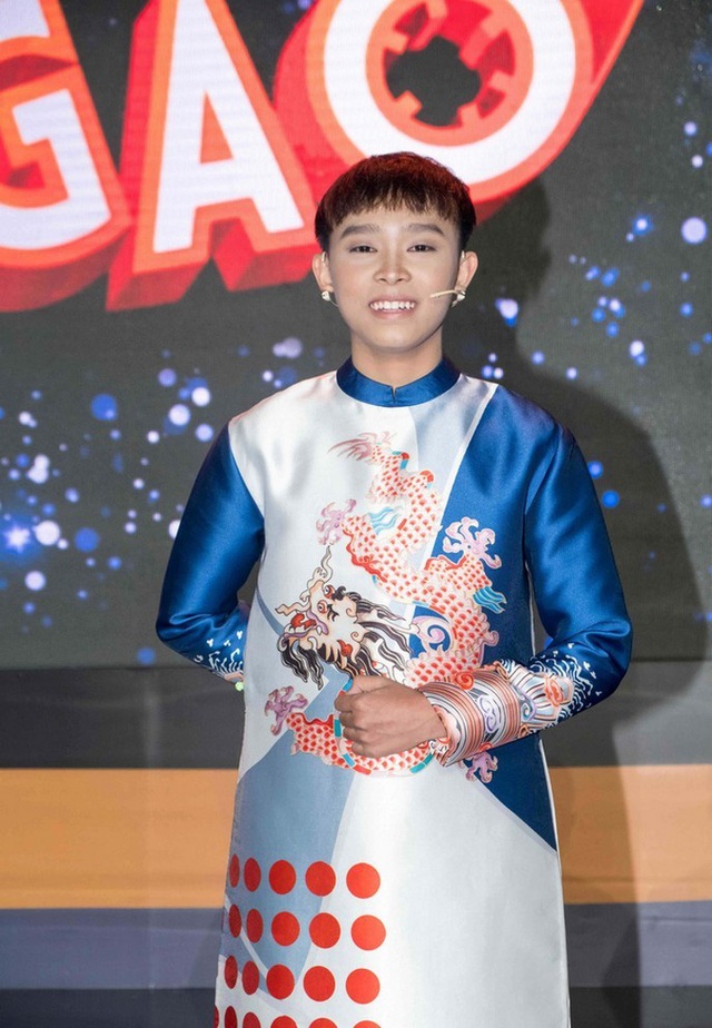 Hồ Văn Cường khó nhận ra ở tuổi 17 sau 4 năm đoạt Vietnam Idol Kids - Ảnh 24.