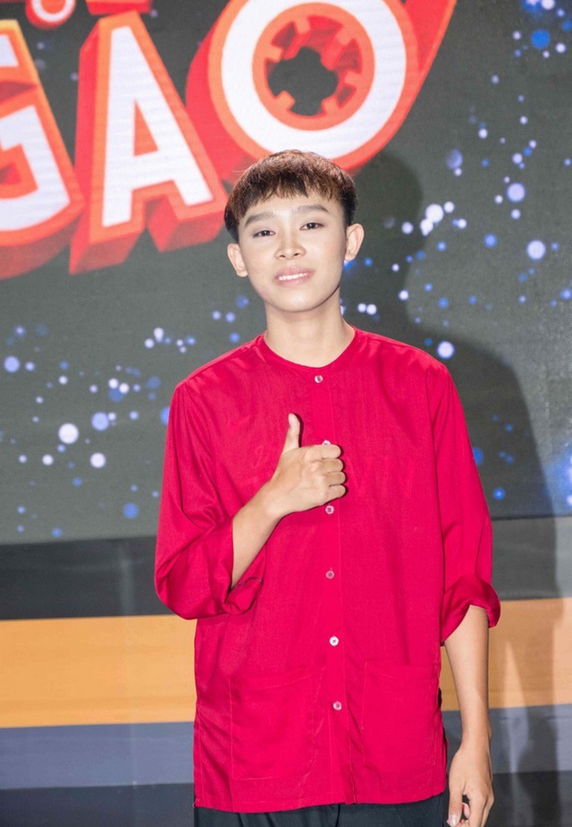 Hồ Văn Cường khó nhận ra ở tuổi 17 sau 4 năm đoạt Vietnam Idol Kids - Ảnh 25.