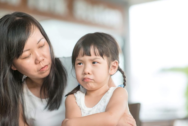 Nghe xong những lý do này, cha mẹ sẽ ngưng ngay việc ép buộc con phải xin lỗi người khác - Ảnh 1. Nghe xong những lý do này, cha mẹ sẽ ngưng ngay việc ép buộc con phải xin lỗi người khác - Ảnh 1.