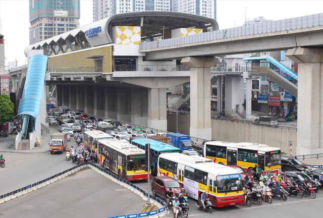Kết nối nhiều tuyến xe buýt với dự án đường sắt đô thị Cát Linh - Hà Đông - Ảnh 4.