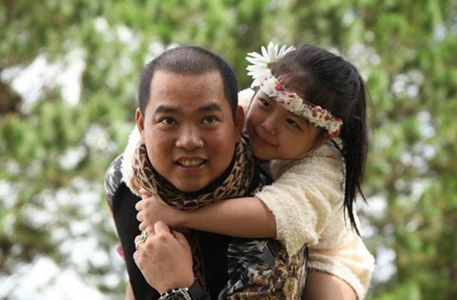 15 năm hôn nhân viên mãn của Minh Khang - Thuý Hạnh cùng hai cô công chúa đáng yêu - Ảnh 1.