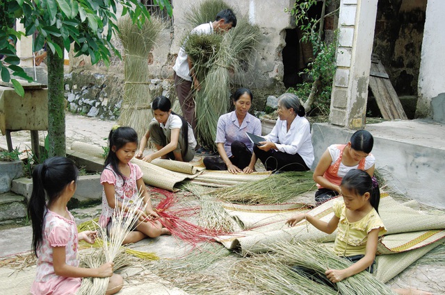 Nghị quyết số 21-NQ/TW về công tác dân số trong tình hình mới: Công tác dân số là nhiệm vụ chiến lược,vừa cấp thiết, vừa lâu dài - Ảnh 4.