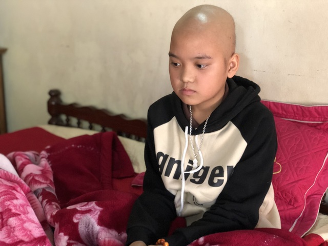 Nhói lòng với mong ước của cậu bé 12 tuổi mắc bệnh ung thư xương không có tiền chạy chữa - Ảnh 2.