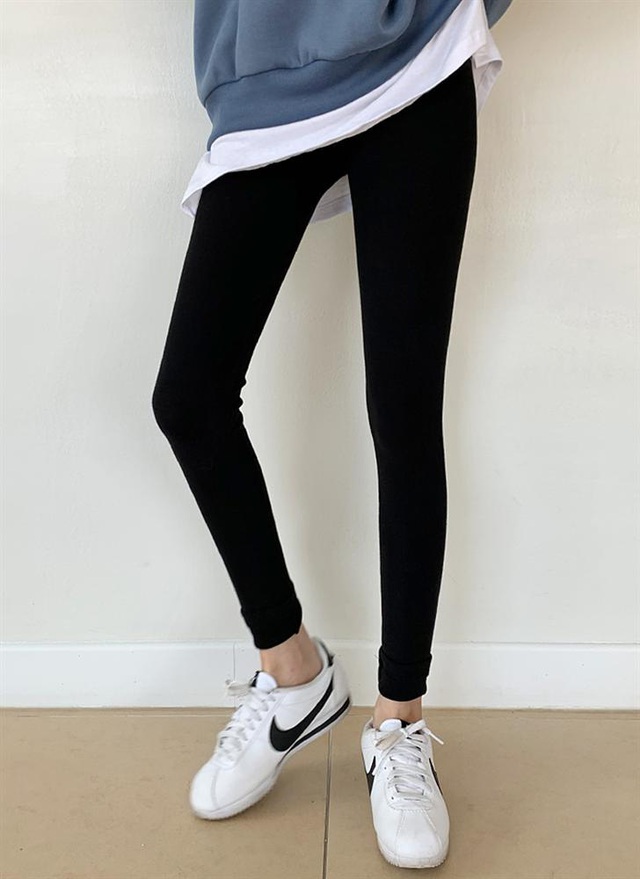 Cách mặc legging lịch sự duyên dáng chị em cần lưu ý để không bị phản cảm - Ảnh 10.