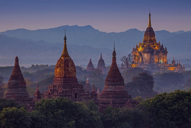Myanmar phẫn nộ vì cặp đôi Italy quay clip nóng tại di tích Phật giáo - Ảnh 1.
