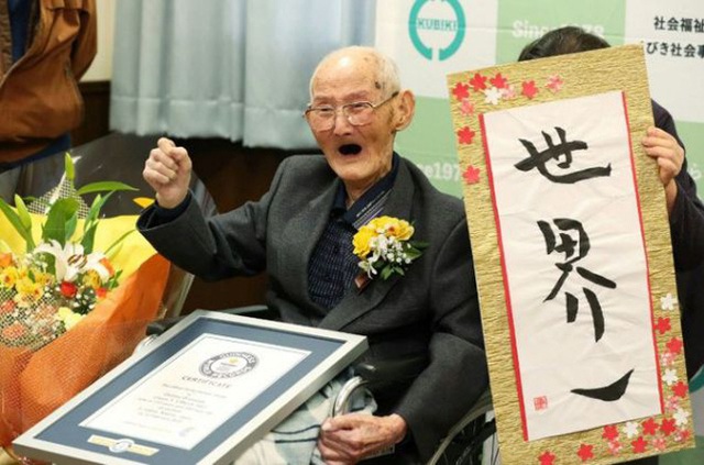 Người đàn ông thọ nhất thế giới 112 tuổi - Ảnh 1.