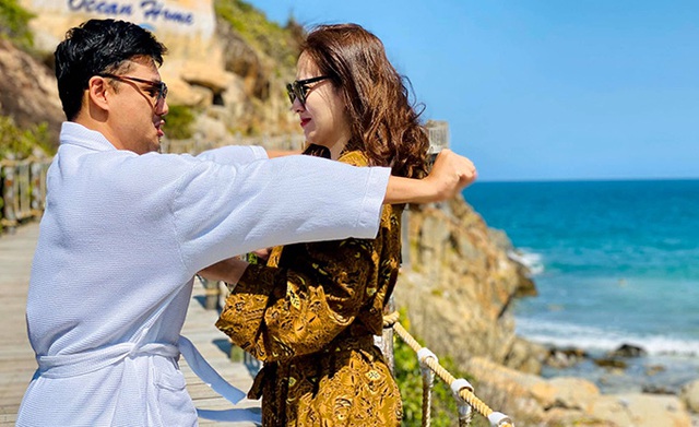 Đan Lê ngọt ngào với chồng - Ảnh 2.