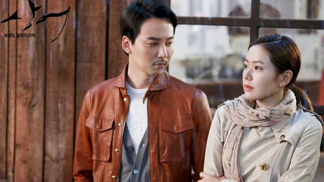 Những nguyên nhân khiến Hyun Bin và Son Ye Jin dù đang yêu đương cũng không bao giờ công bố, lý do cuối cùng lại liên quan tới Song Hye Kyo - Ảnh 2.