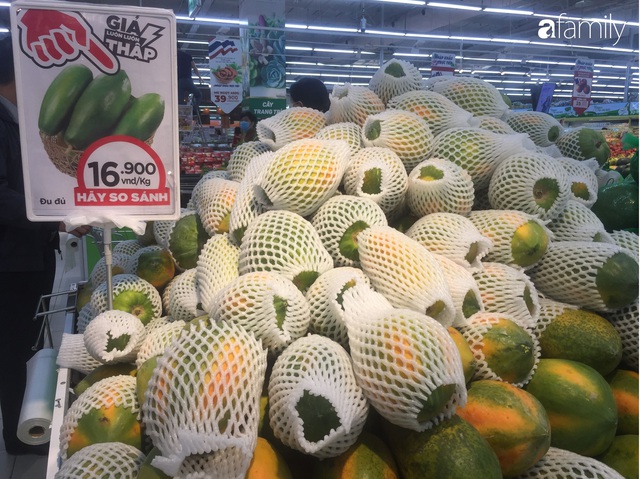 Giá hoa quả trong siêu thị giảm 1/3 so với thời điểm trước Tết, dưa hấu còn 6.700 đồng/kg - Ảnh 7.