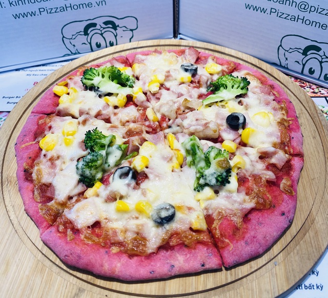 Đa dạng sản phẩm mùa “giải cứu” nông sản: Ngoài bánh mì, pizza thanh long còn xuất hiện thêm bún dưa hấu - Ảnh 2.