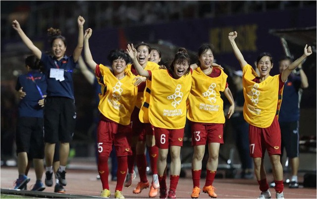  Thầy Park dự khán, tuyển nữ Việt Nam đoạt vé vào play-off Olympic 2020  - Ảnh 1.
