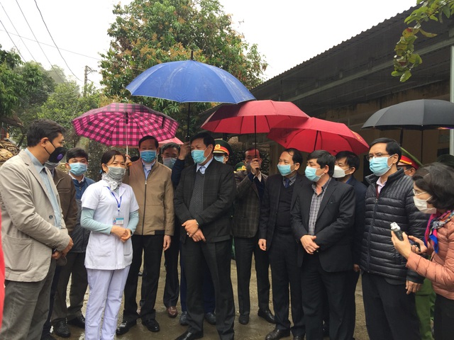 Thứ trưởng Bộ Y tế đề nghị Hà Giang phòng tránh lây nhiễm chéo virus corona - Ảnh 7.
