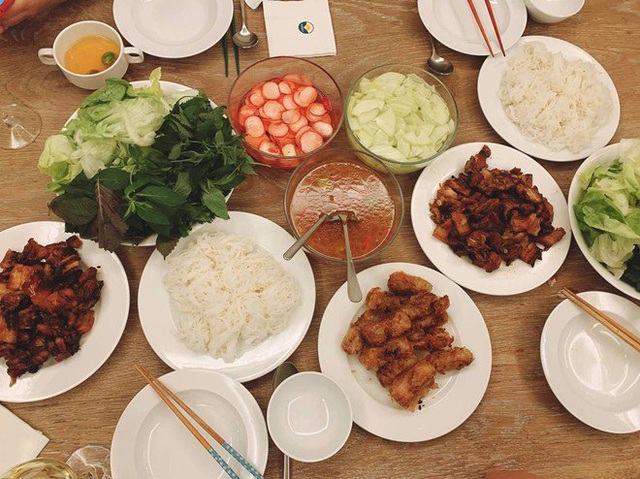 Có chồng tài nấu ăn thế này bảo sao Phan Như Thảo không thể giảm cân - Ảnh 22.