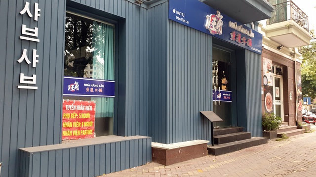 Hà Nội: Nhà hàng Hàn Quốc lần lượt đóng cửa sau dịch COVID-19 - Ảnh 10.