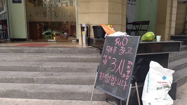 Hà Nội: Nhà hàng Hàn Quốc lần lượt đóng cửa sau dịch COVID-19 - Ảnh 15.