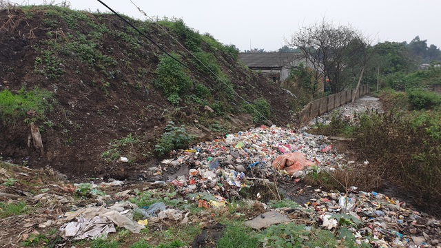 Người dân TP Việt Trì khốn khổ vì nhà máy chế biến rác thải quá tải, gây ô nhiễm môi trường - Ảnh 8.