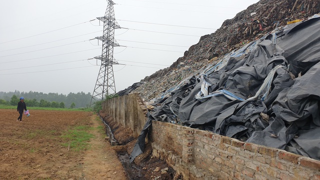 Người dân TP Việt Trì khốn khổ vì nhà máy chế biến rác thải quá tải, gây ô nhiễm môi trường - Ảnh 12.
