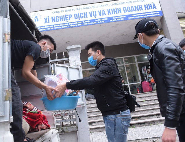 Sinh viên Hà Nội nhường ký túc xá cho 4.800 người trở về từ vùng dịch - Ảnh 8.