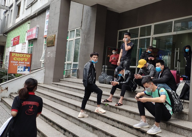 Sinh viên Hà Nội nhường ký túc xá cho 4.800 người trở về từ vùng dịch - Ảnh 16.