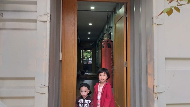Chiêm ngưỡng ngôi nhà làm từ hai thùng container giữa thành phố Hà Tĩnh - Ảnh 8.