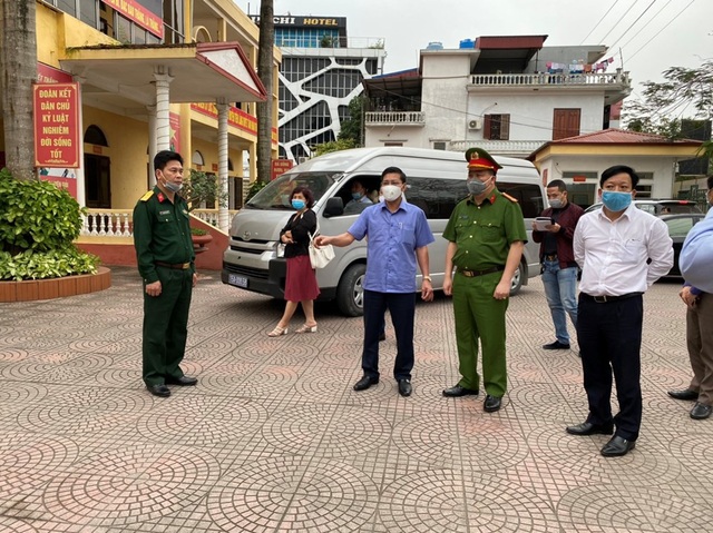 Hải Phòng: Phê bình 1 đơn vị vì để chơi thể thao đông người trong giờ làm việc - Ảnh 2.