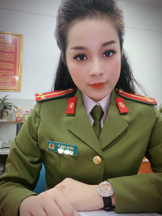 Minh Hương Vàng Anh: Tự hào khi là trung úy công an - Ảnh 1.