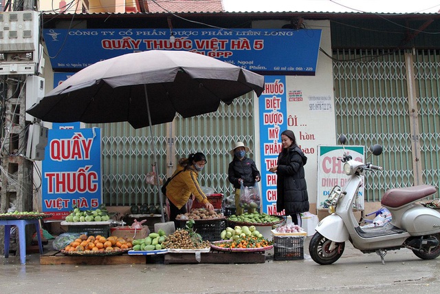 Nhộn nhịp cuộc sống người dân Sơn Lôi sau khi tháo dỡ chốt kiểm dịch COVID-19 - Ảnh 6.