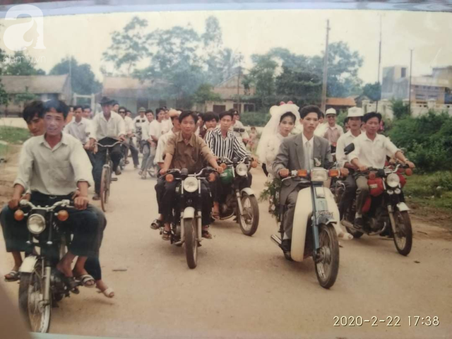 Chuyện tình cặp đôi ăng ten vô cùng thú vị và nguồn gốc cái tên cô con gái cùng lời giải đáp của mẹ sau gần 30 năm - Ảnh 4. Chuyện tình cặp đôi ăng ten vô cùng thú vị và nguồn gốc cái tên cô con gái cùng lời giải đáp của mẹ sau gần 30 năm - Ảnh 4.