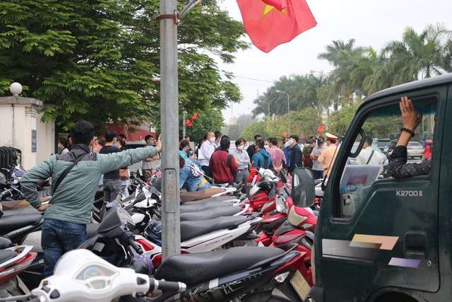 Hải Phòng gỡ rối việc cấp giấy xác nhận và kiểm soát phương tiện vận tải hàng hóa ra vào thành phố như thế nào? - Ảnh 6.