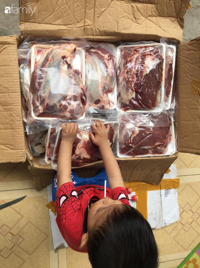 Ở nh&agrave; m&ugrave;a dịch, c&ocirc; nh&acirc;n vi&ecirc;n c&ocirc;ng sở miệt m&agrave;i b&aacute;n bắp b&ograve;, nạm b&ograve;, diềm thăn tươi ng&agrave;y 30-50 đơn, đ&uacute;t t&uacute;i gần triệu đồng - Ảnh 4.