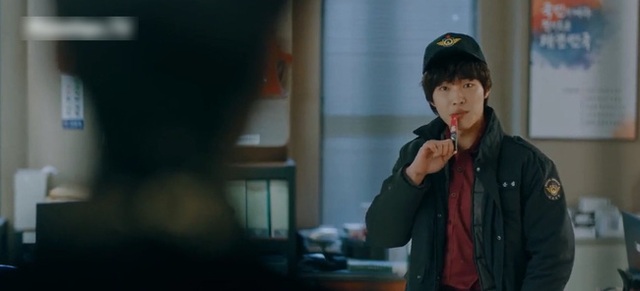 Phim của Lee Min Ho - Quân vương bất diệt tập 2: Vừa mới ôm ấp giữa phố, nam chính đã đòi cưới Kim Go Eun làm Hoàng hậu - Ảnh 4.